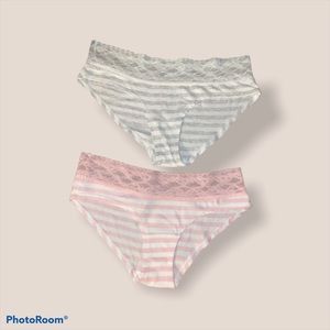 Victoria Secret low-rise hip hugger 2pair